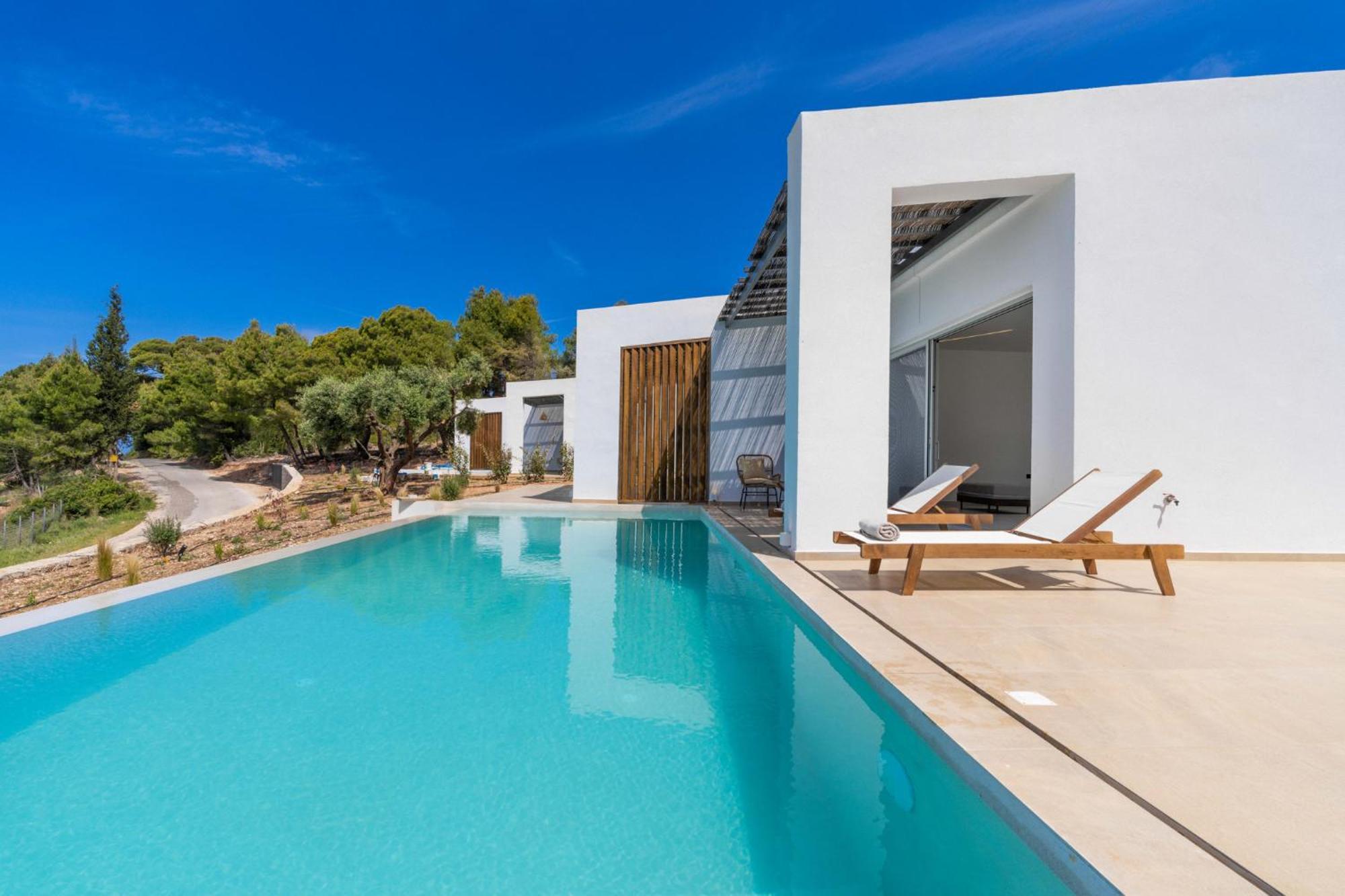Mellamare Luxury Suites Athánion 외부 사진