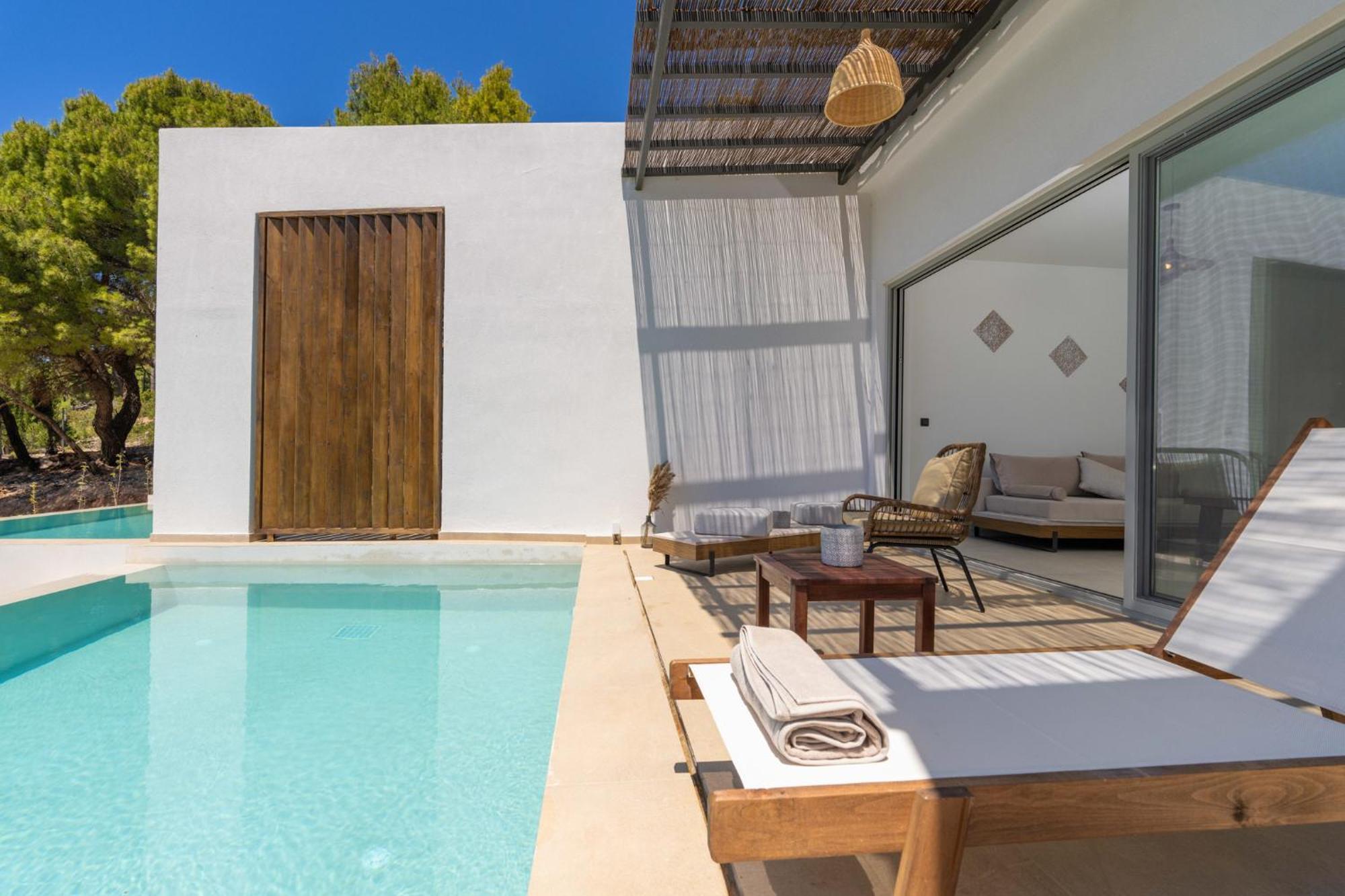 Mellamare Luxury Suites Athánion 외부 사진