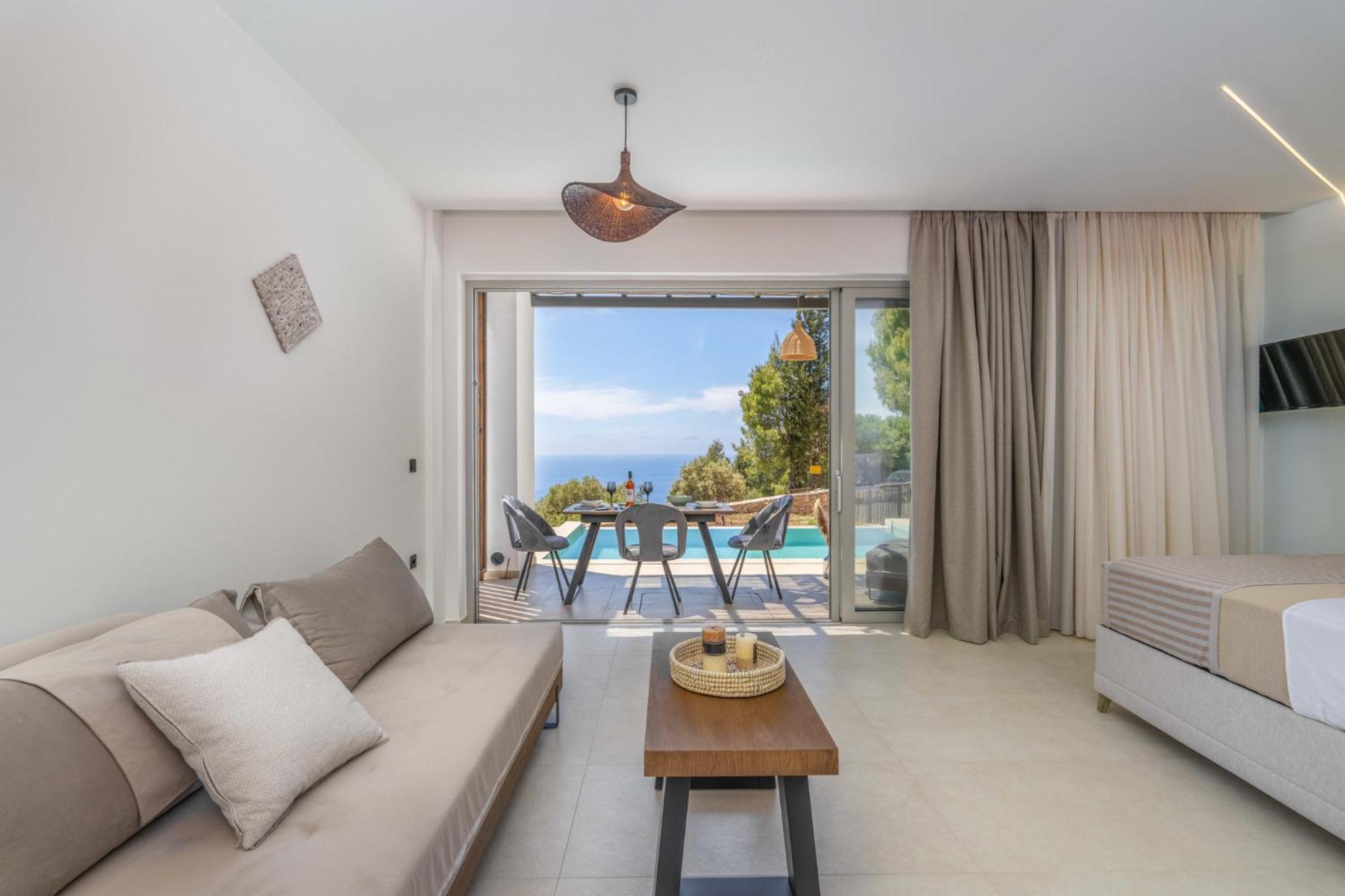 Mellamare Luxury Suites Athánion 외부 사진